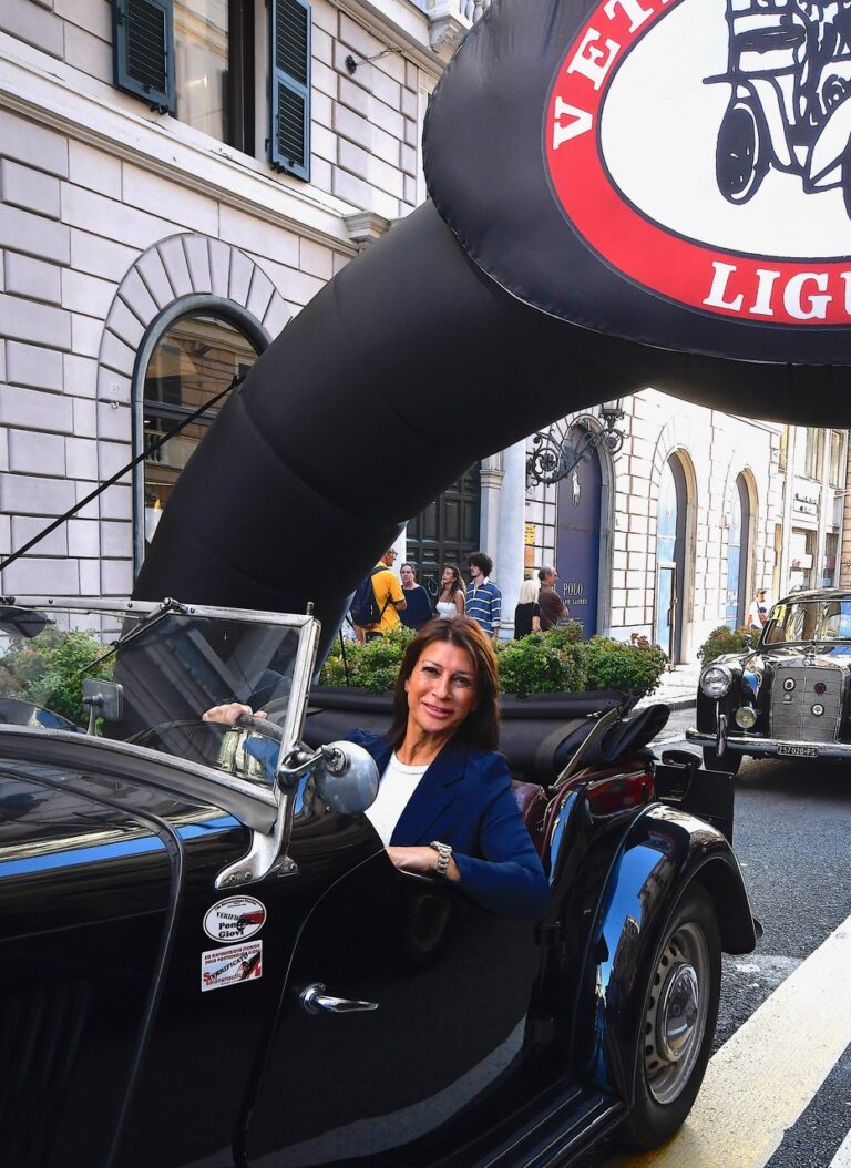 Ass Ferro in Via Roma